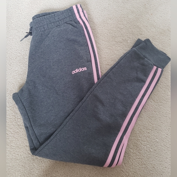 adidas Pants - SOLD Women's Adidas cotton joggers with pockets M